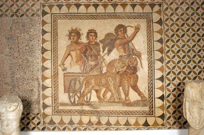 Mosaico del Triunfo de Baco (siglo III d.C.) Mosaico del Triunfo de Baco (siglo III d.C.)