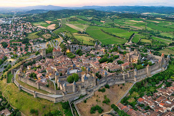 Panorámica de la ciudadela amurallada de Carcasona (Francia)