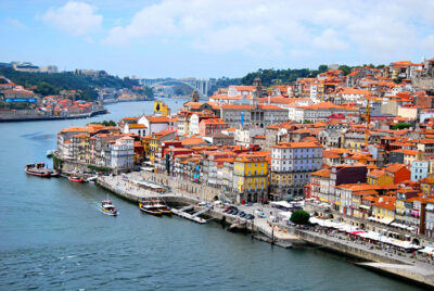 Vista panorámica de Oporto (Portugal)