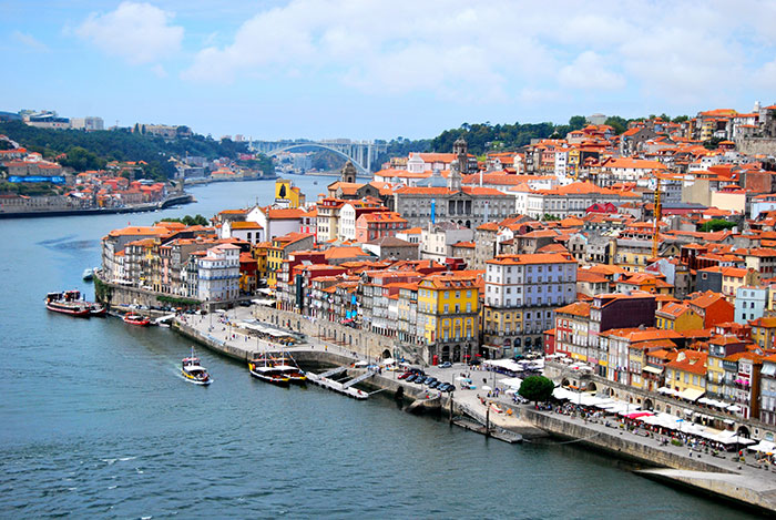Vista panorámica de Oporto (Portugal)